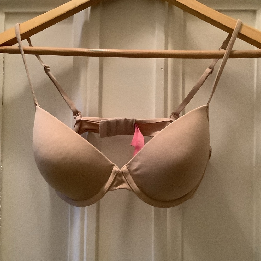 PINK Victoria's Secret Nude Light Pink T-Shirt Bra